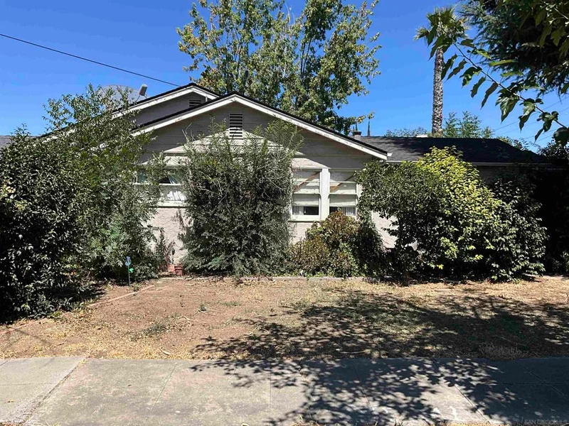 725 Minnesota Ave photo 2