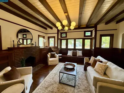 3386 Cowell Rd