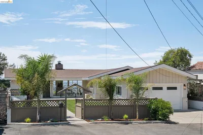 7425 Hillmont Drive