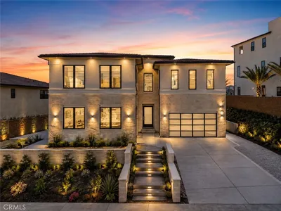 11701 N Greenwood Drive