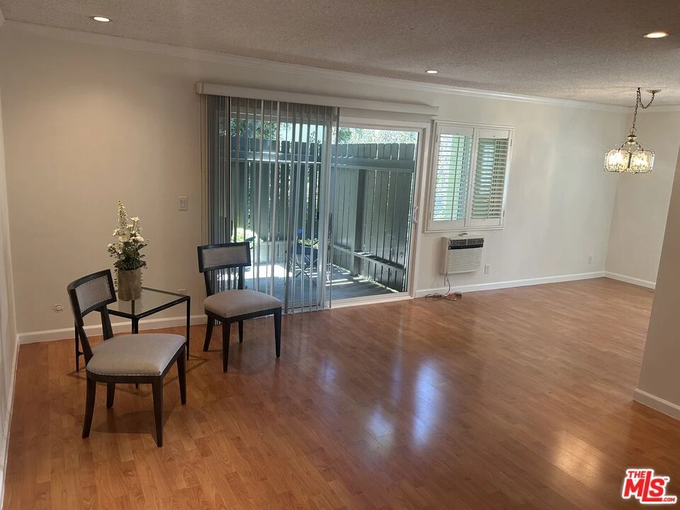 Interior 2