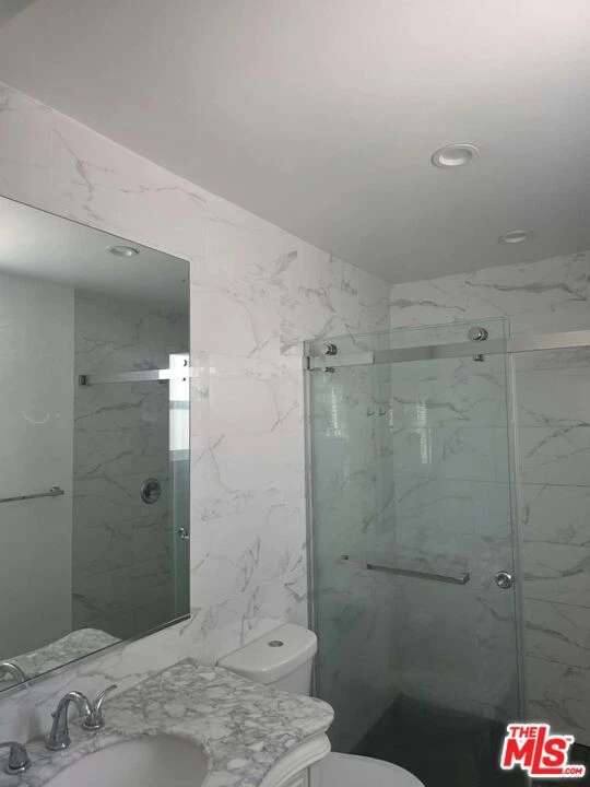 Interior 2