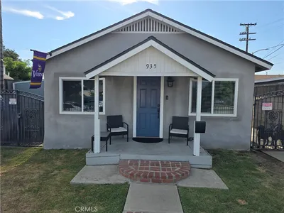 935 S Main
