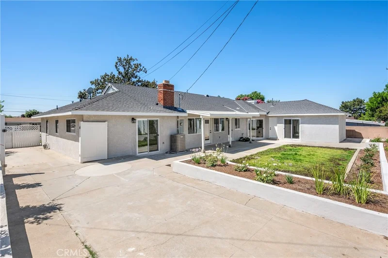 Photo 2 of 15915 Janine Drive
