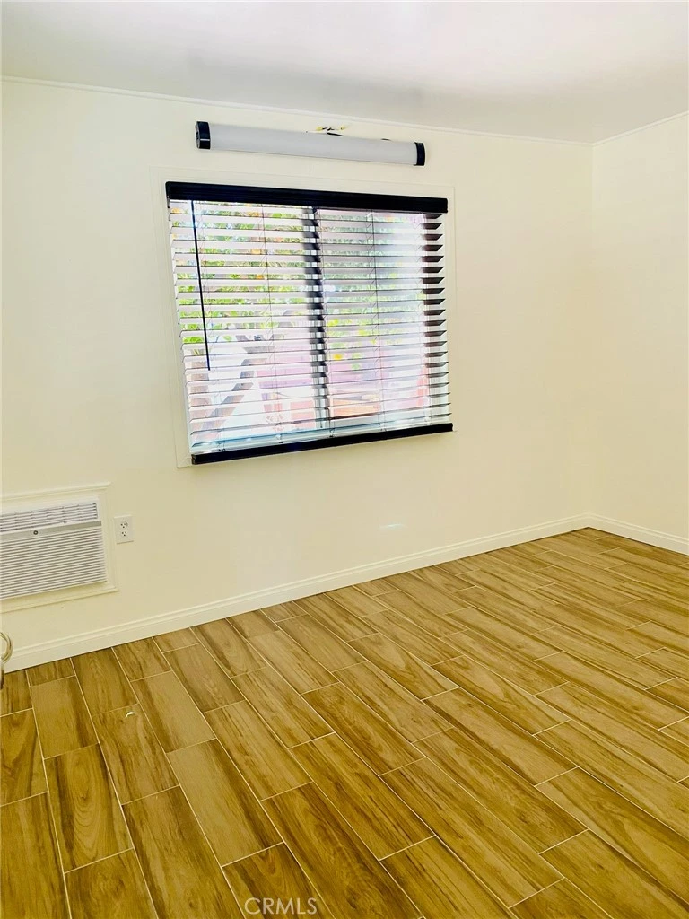 Interior 3