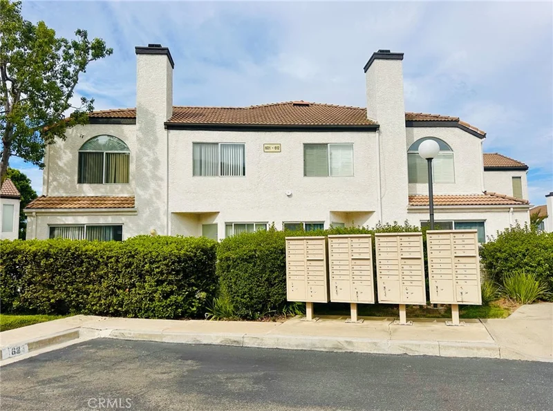 Photo 2 of 13133 Le Parc Boulevard 609