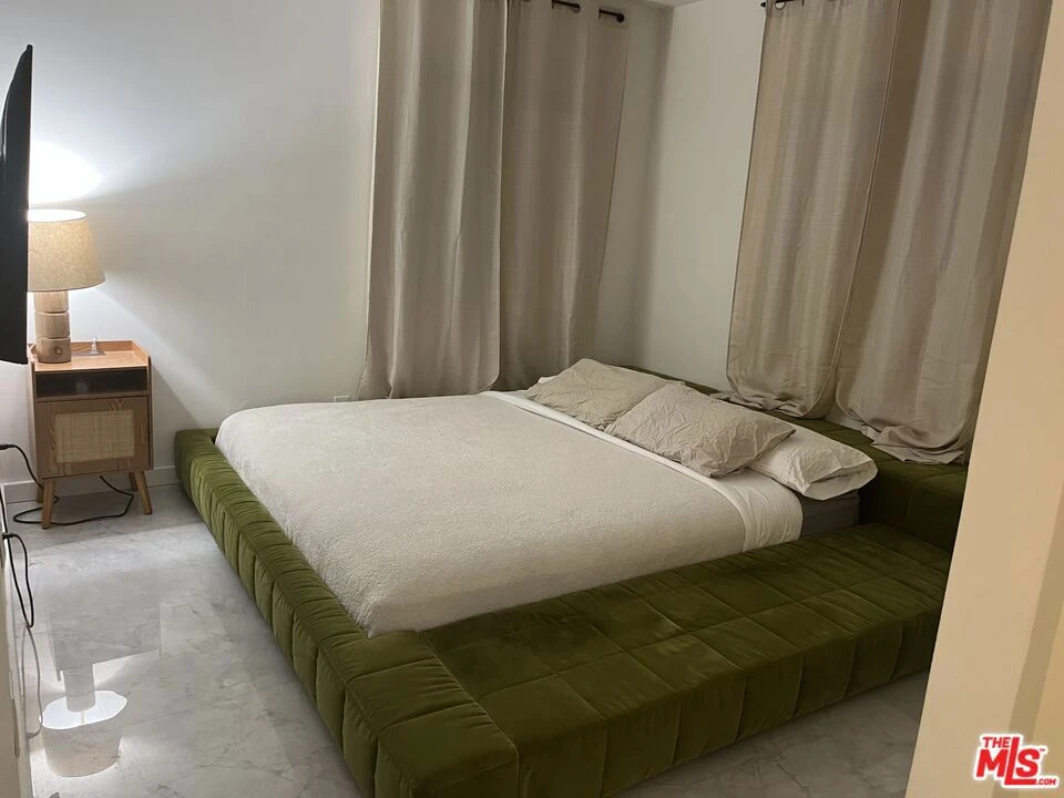 Interior 2