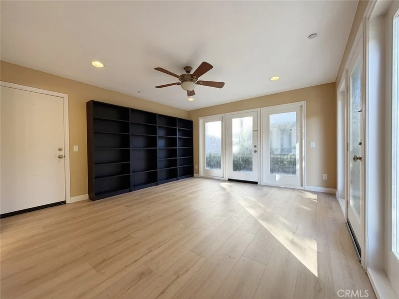 Photo 2 of 274 Tustin Field Dr