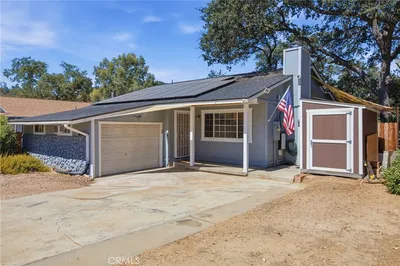 5013 Bluebird Lane