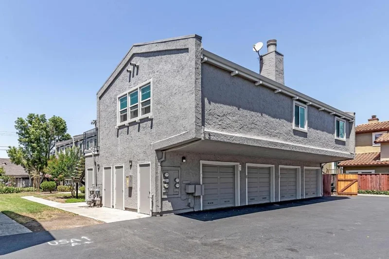 Photo 2 of 470 N Winchester Boulevard 301