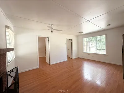 467 Sequoia photo 2