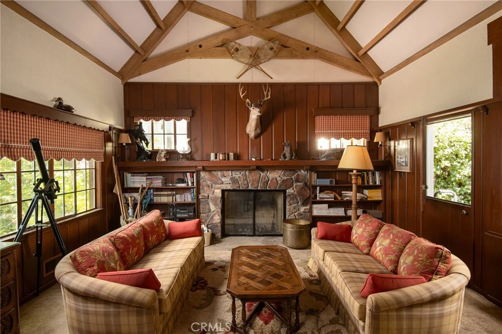Interior 2