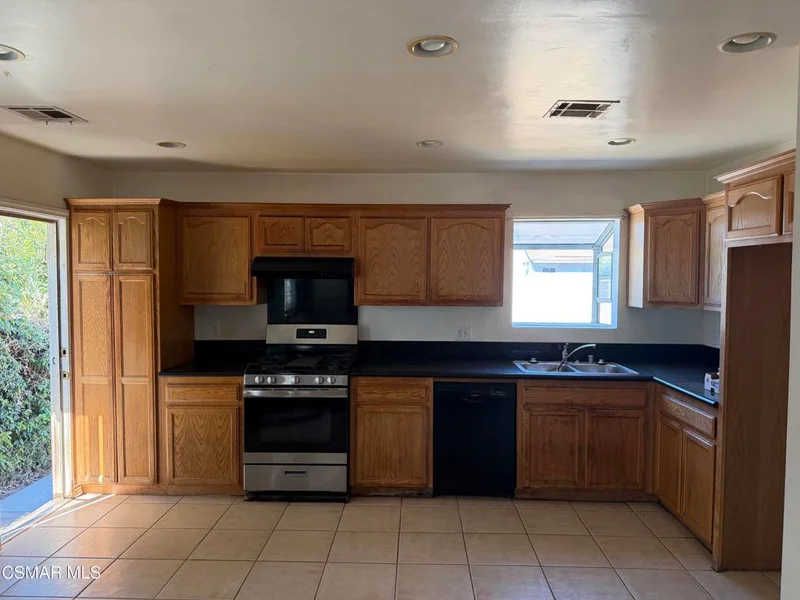 Photo 2 of 8847 Lindley Avenue