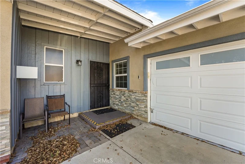 Photo 2 of 1733 Raymar Street