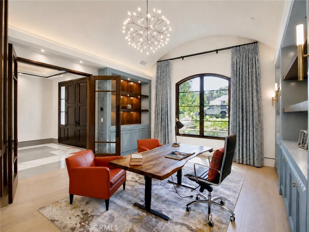 Interior 2