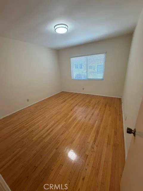 Photo 2 of 13418 Moorpark Street 1