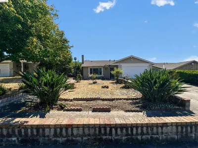 909 Mini Dr