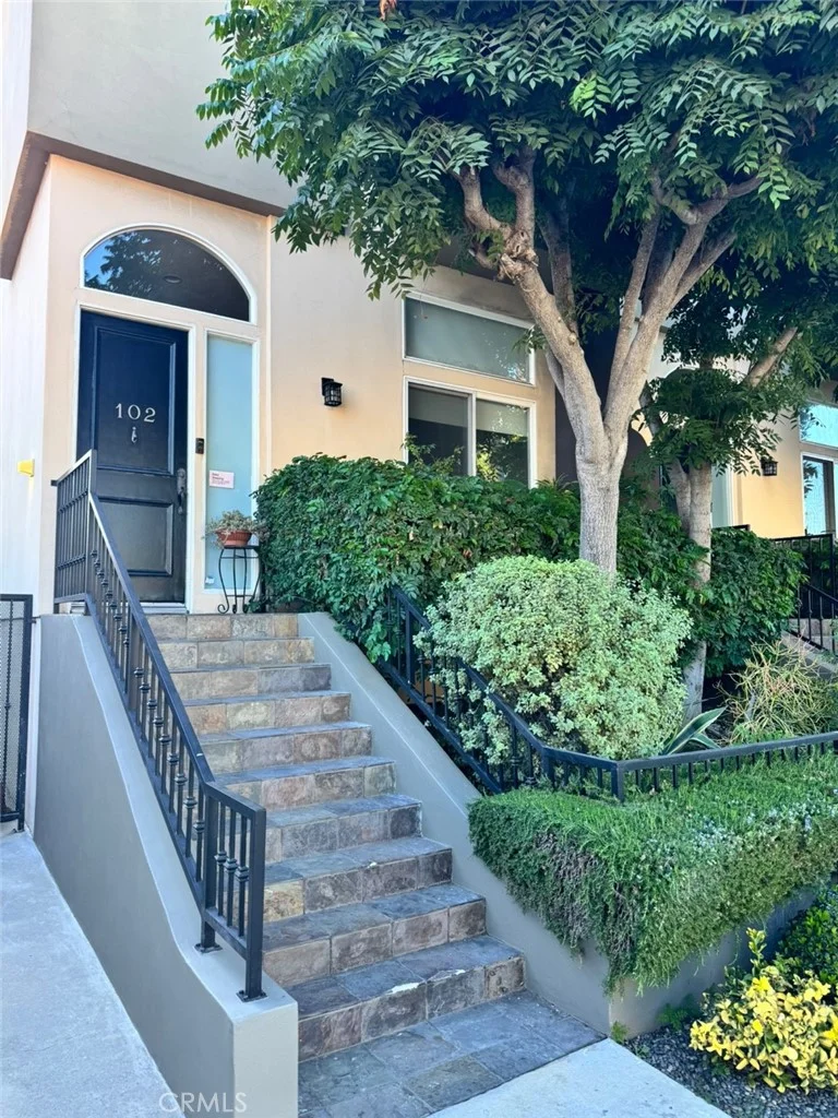 Photo 2 of 4435 Colfax Ave 102