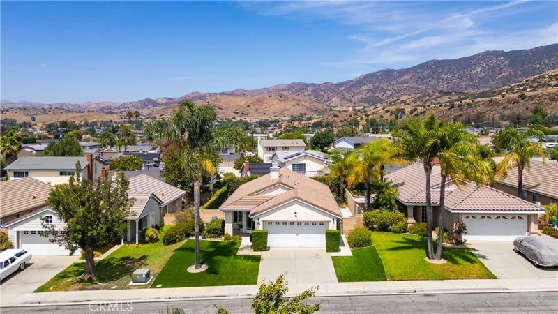 Photo 2 of 6631 Sasparilla Dr