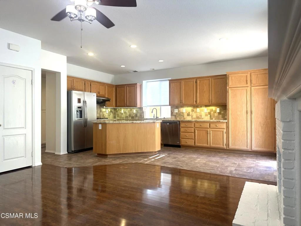 Interior 3