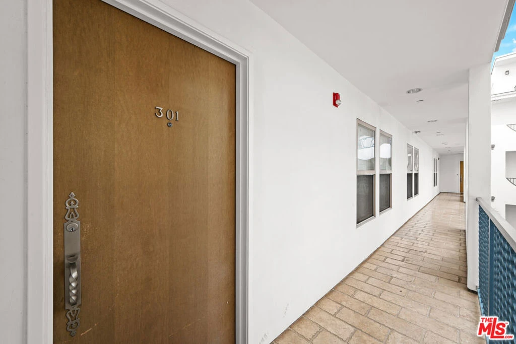 Interior 2