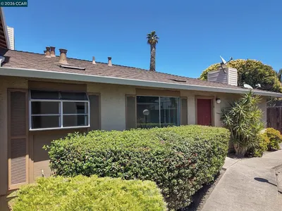 2579 El Portal Drive A