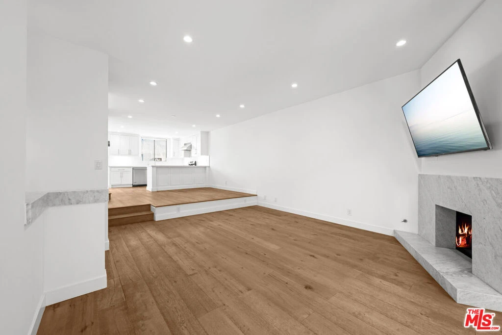 Interior 2