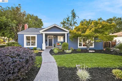 408 Amaral Cir