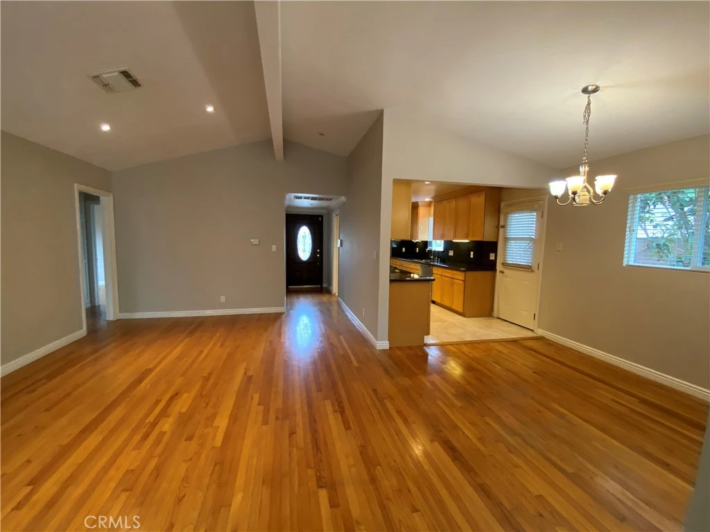 Interior 3