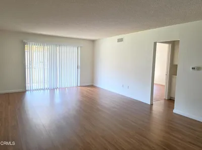 7315 Village 7 photo 2