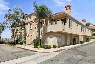 3195 Altura Court 201