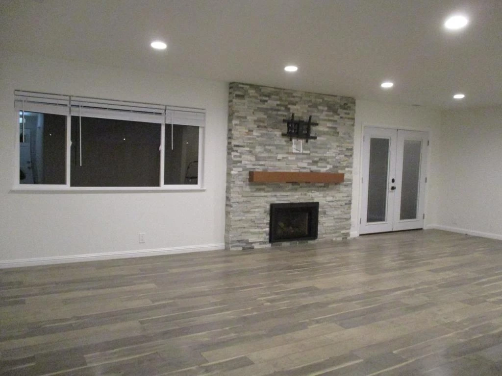 Interior 2