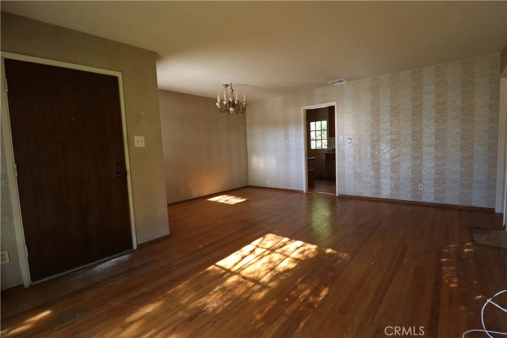 Interior 2