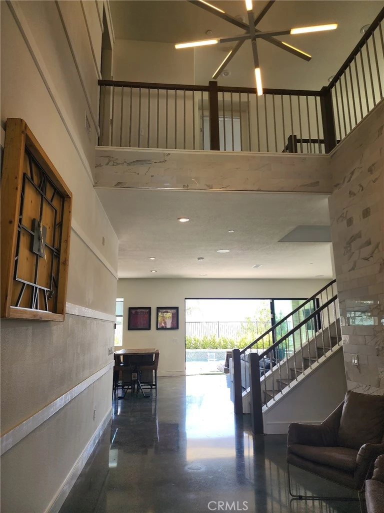 Interior 3