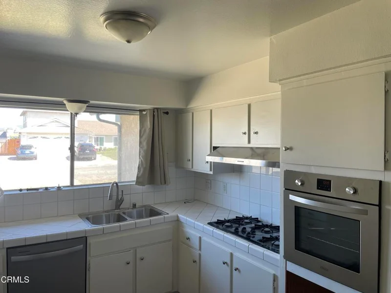 7560 Lemur Street photo 2