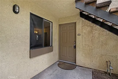 1110 W Blaine 107 photo 2