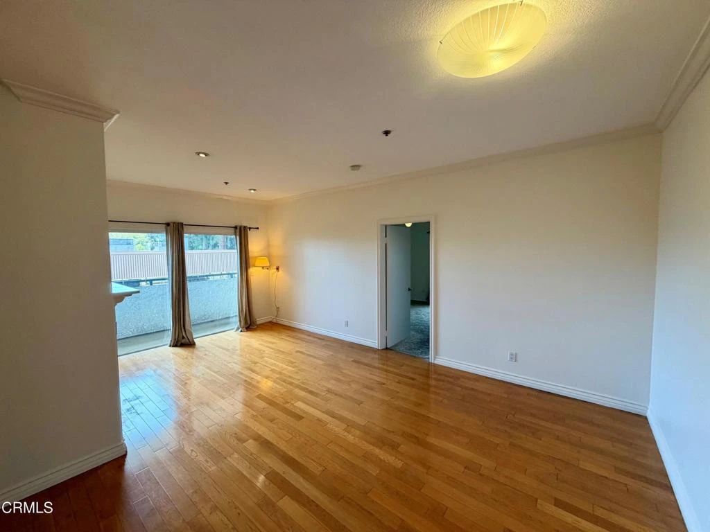 Interior 2