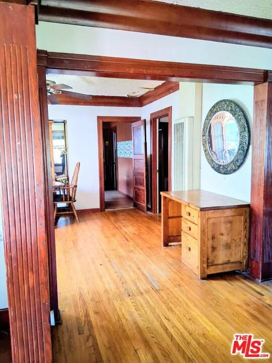 Photo 2 of 4219 Kenwood Avenue
