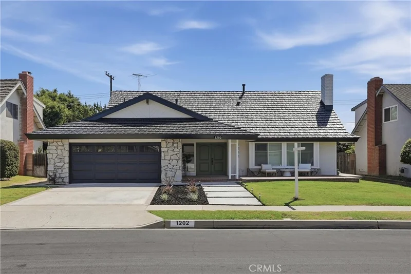 1202 Limerick, Placentia, CA 92870