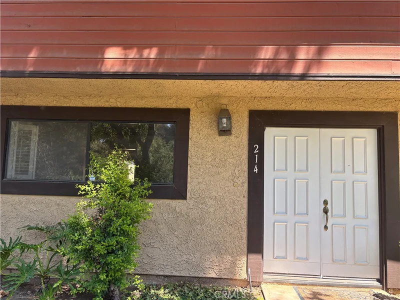 Photo 2 of 214 Teague Drive