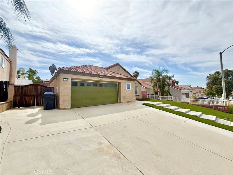 Photo 2 of 11938 Venetian Drive