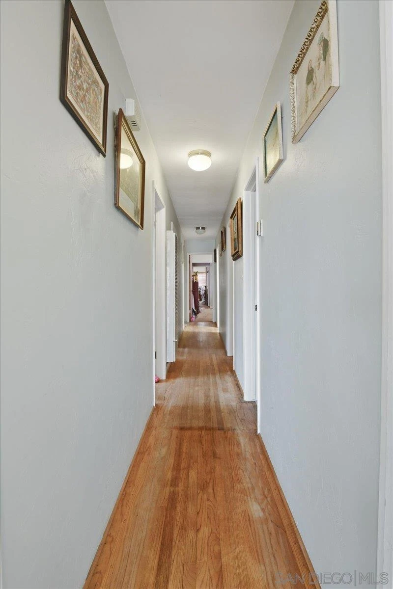 Interior 3