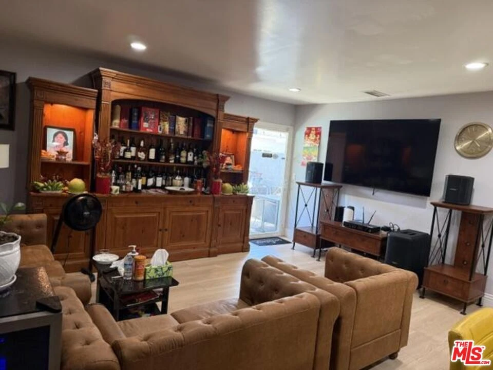 Interior 1