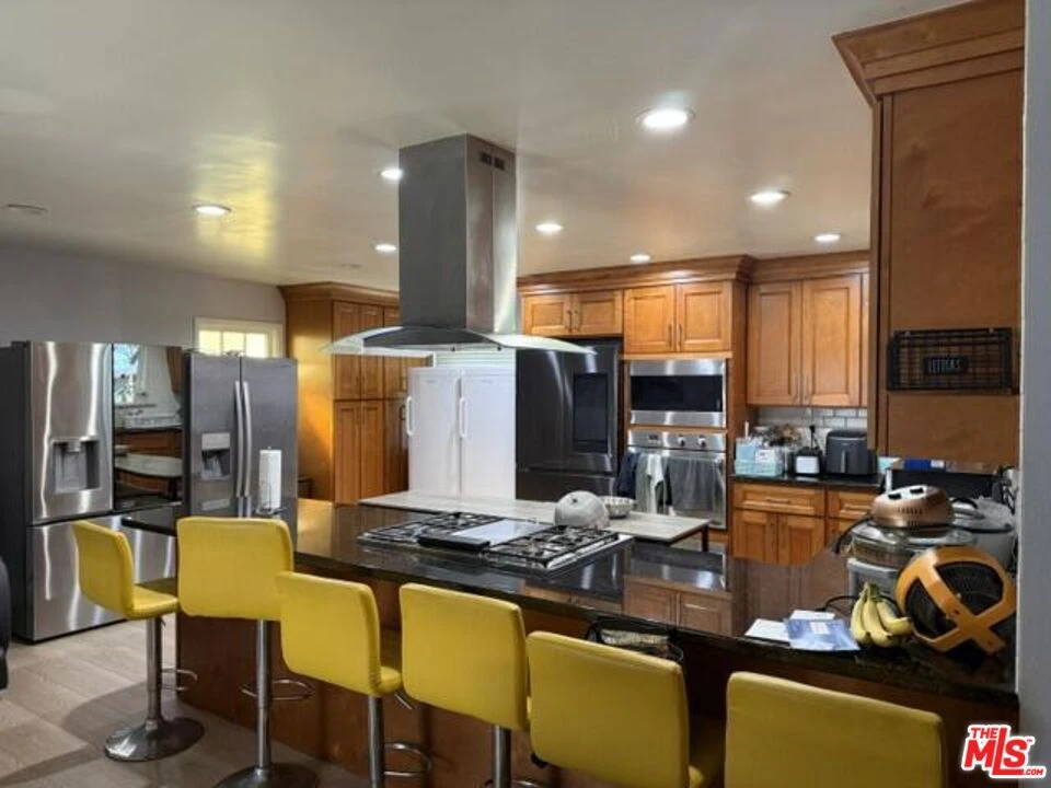 Interior 2