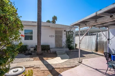 4522 52nd St. photo 2