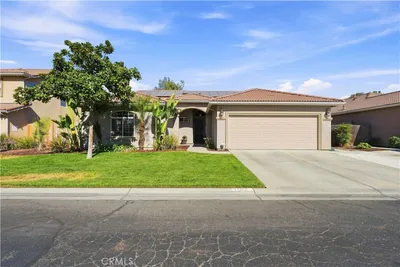 1162 Paradise Loop photo 2