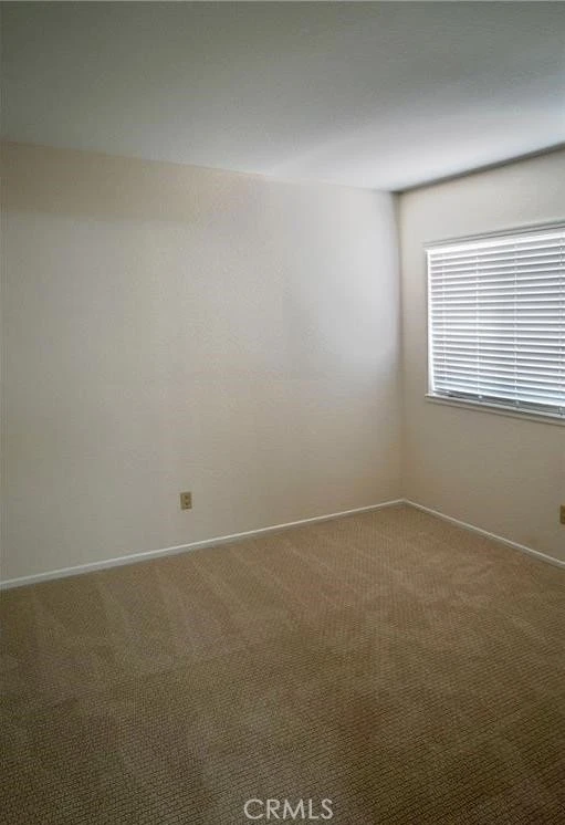 Interior 4