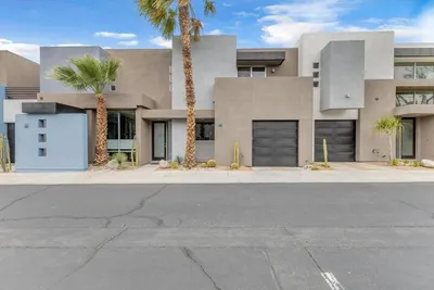 3563 Penny Lane