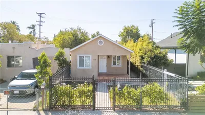 228 N Alexander Avenue