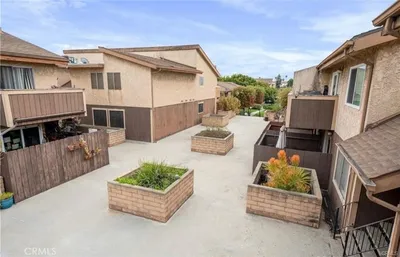 1335 W 139th 232 photo 2